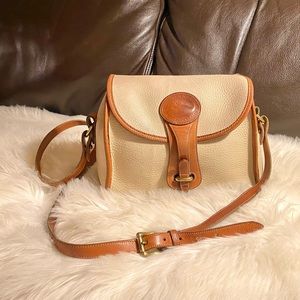 VINTAGE DOONEY & BOURKE all weather leather cream purse - cross body